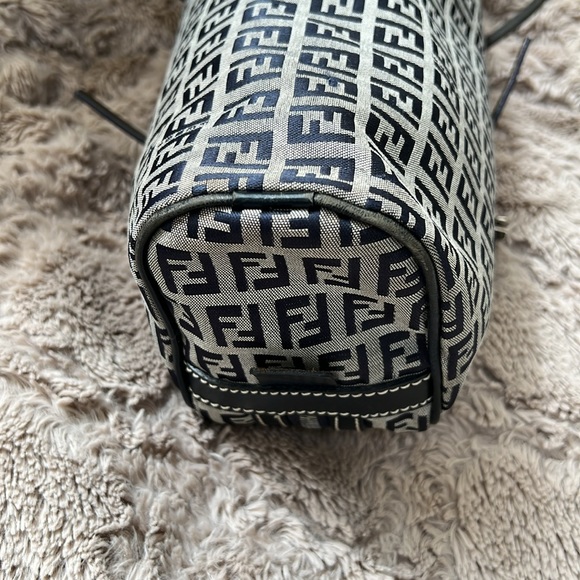 FENDI ZUCCHINO Navy baguette Handbag - Picture 8 of 16